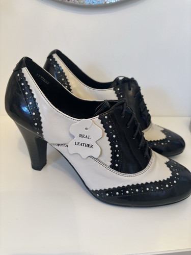 New look wide fit - new, patent