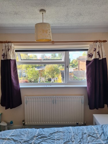 White vertical blind - vertical, 2