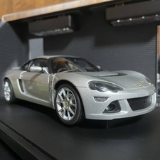 Near Mint AUTOart 1/18 Lotus