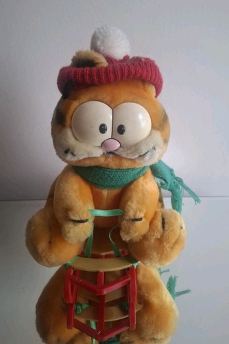 Garfield sledge vintage - garfield,