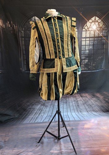 Tudor costume with - , pumpkin