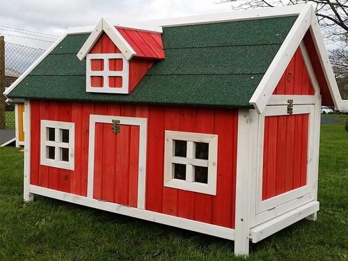 Red barn coop - red, hen
