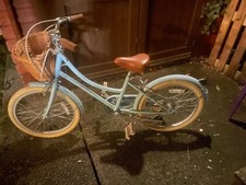 FANTASTIC GIRLS GREEN BOBBIN