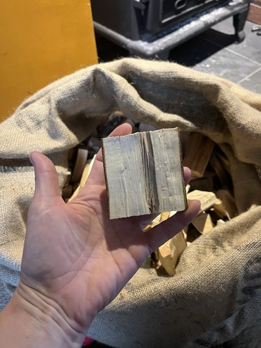 10kg wee tiny hardwood - 10kg,