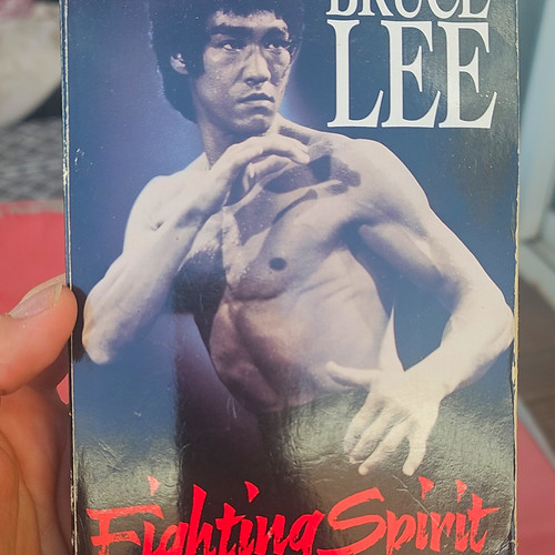 Bruce lee fighting spirit - lee,