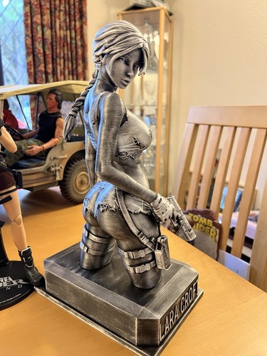 Lara croft tomb raider - lara,