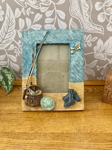 Fly fishing scene basket - fishing,