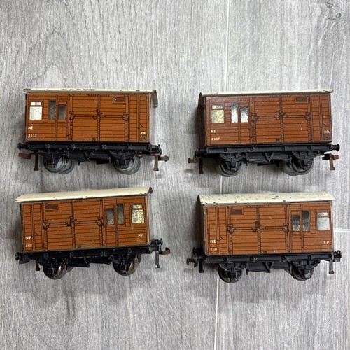 Hornby horse box - horse, set