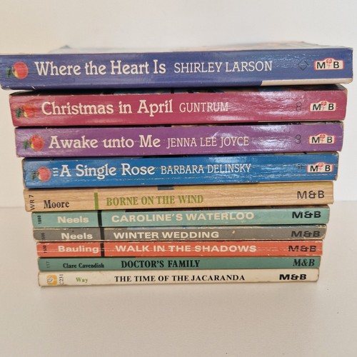 Mills and boon mixed lot - lot, 10