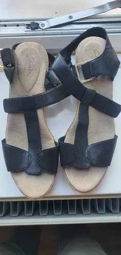 Clarks sandals women black