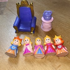 Queen & Princess plastic