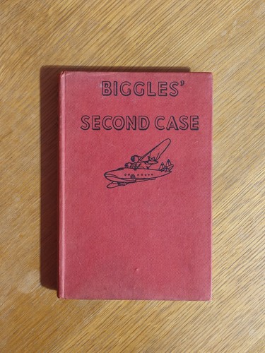 Biggles second case - biggles, signed