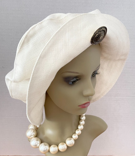 Womens oversized brimmed beret - womens,
