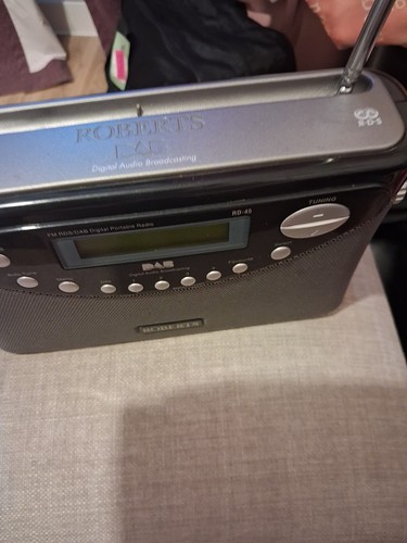 Roberts dab radio in - roberts,