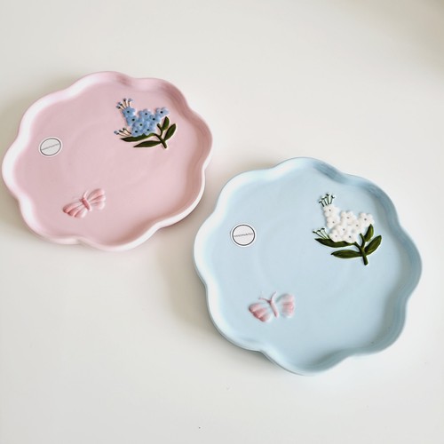 Flying tiger pair hand - pair, of