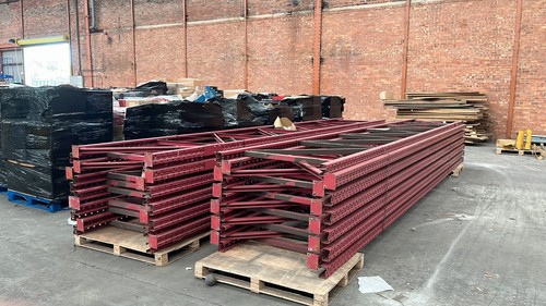 Heavy duty warehouse pallet - heavy,