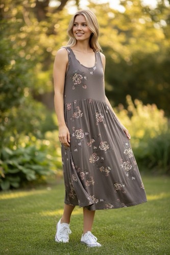 Maurices gray floral scoop - floral,