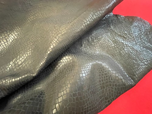 Black crocodile leather skins - crocodile,leather,