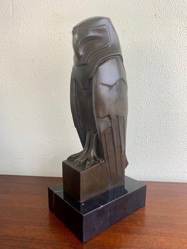 Bronze sculpture statue - bronze,