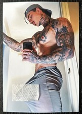 2 pcs Frontal Male Model Photo