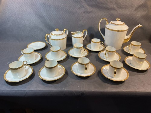 Antique fine royal - fine,