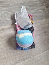 Lush bath bomb intergalactii - bath,