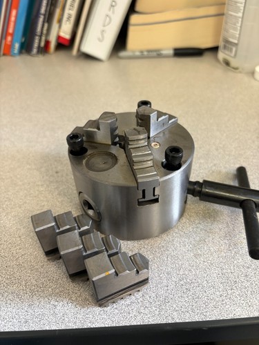 Jaw scroll chuck solid - scroll,