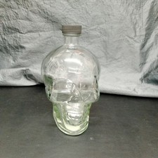 Clear glass skull - clear,