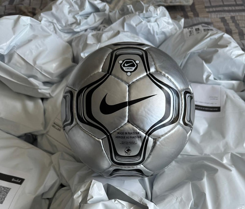 Nike chrome scorpion official - chrome,