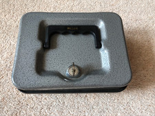Helix Dark Grey Metal Cash Box & Inner Tray & 2 Keys 25cm x 19 x 8cm S5994