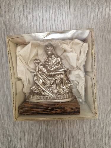 Pieta statue 6cm - statue, figurine