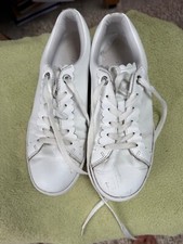 women shoe size 6  Oliver bonas