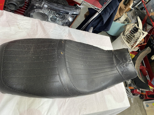 Triumph trophy seat - trophy,