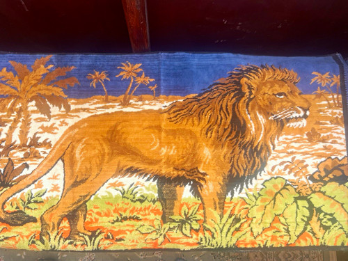 Vintage 1960s lion - vintage,