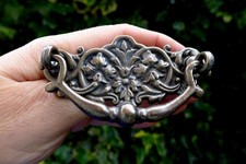 Pull drop decorative handle