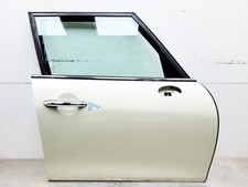 MINI COOPER F55 DOOR FRONT RIGHT DRIVER SIDE IN PEPPER WHITE 850 2016