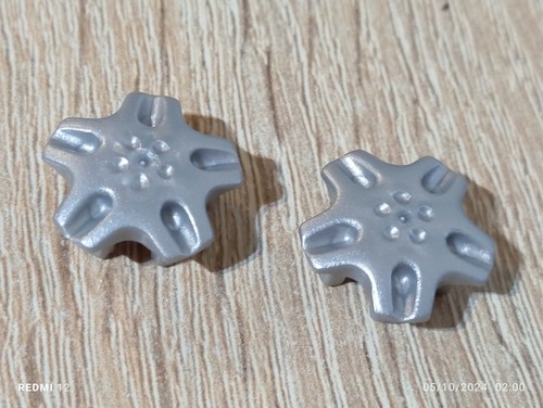 Playmobil hubcap ref 4221 - x2,