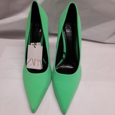 Zara Apple Green High Heeled Shoes (New) Size 7/40 (H20)