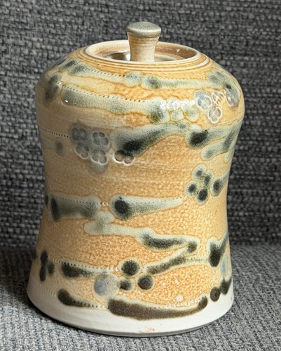 Jane hamlyn studio pottery - jane,