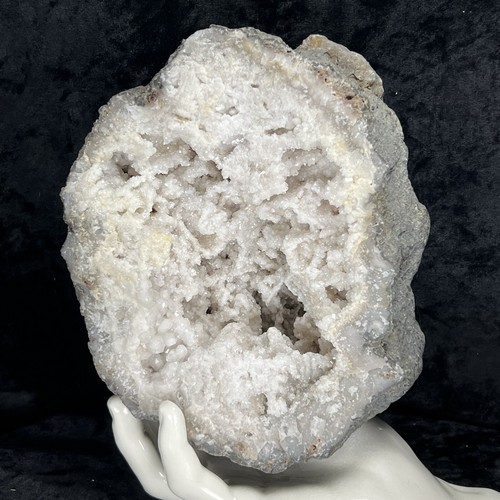 Large geode 4 - 6-3/4", 4.11lb