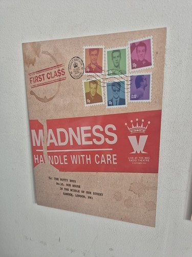 Madness metal tin - tin, wall