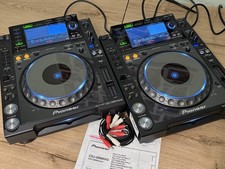 Pioneer CDJ2000 Nexus DJ Decks