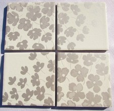 LAURA ASHLEY - Set of 4 Unique