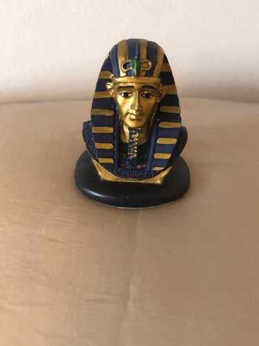 Small egyptian pharaoh - small,