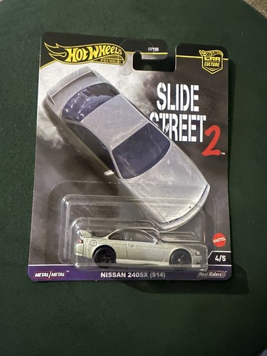 Hot wheels premium - hot, slide