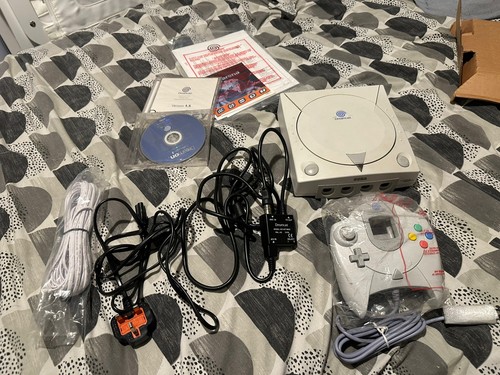 Boxed sega dreamcast console - boxed,