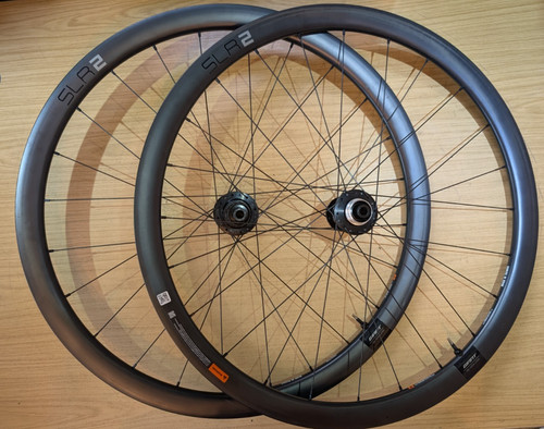 Giant slr2 carbon fibre - 36,