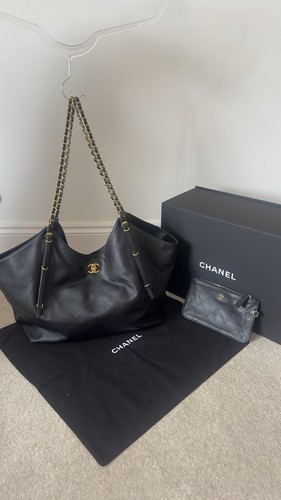 Chanel black calfskin 25s - chanel, maxi