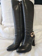  Moda in pelle black leather high heeled knee high boots gold buckle size 5 new