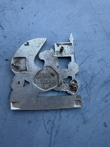 Vauxhall car badge emblem - car,
